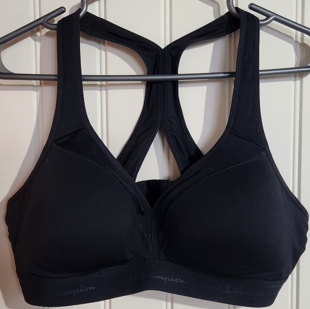 Champion Women's Black Racerback Sports Bra